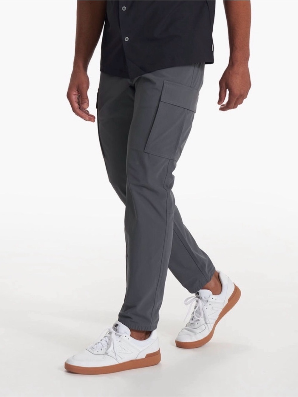 Vuori Meta Cargo Pants Mens 36x30 Charcoal Gray Elastic Cuff Jogger Travel New